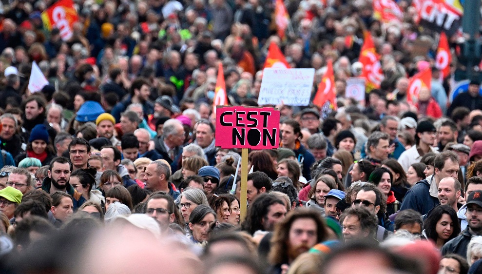 Reforma e pensioneve, Franca serish ne proteste sot